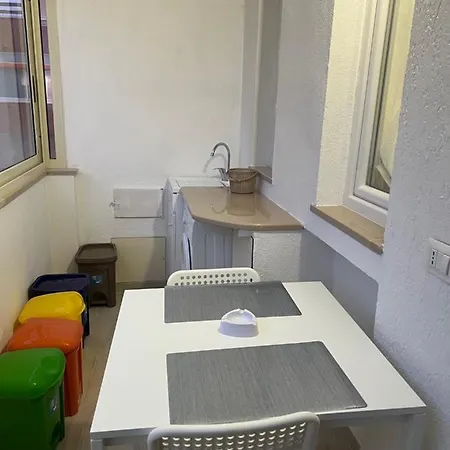 Deus Apartment *
