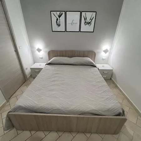Deus Apartment